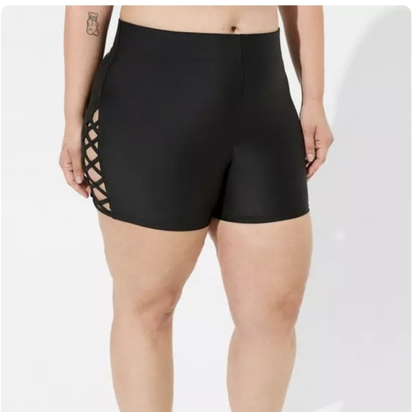 Active High Rise Strappy Side Swim Short - Deep Black plus size 3x - Picture 4 of 4